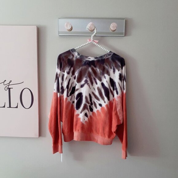 NWT YFB tie dye crew neck sweatshirt and shorts coordinated loungewear set, L - Picture 11 of 14